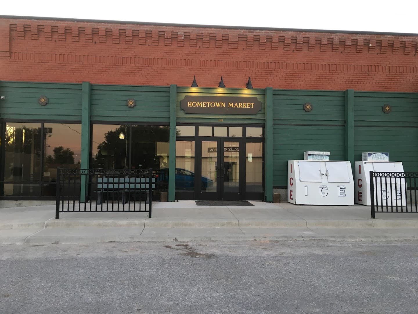 Hometown Flowers - Image 1