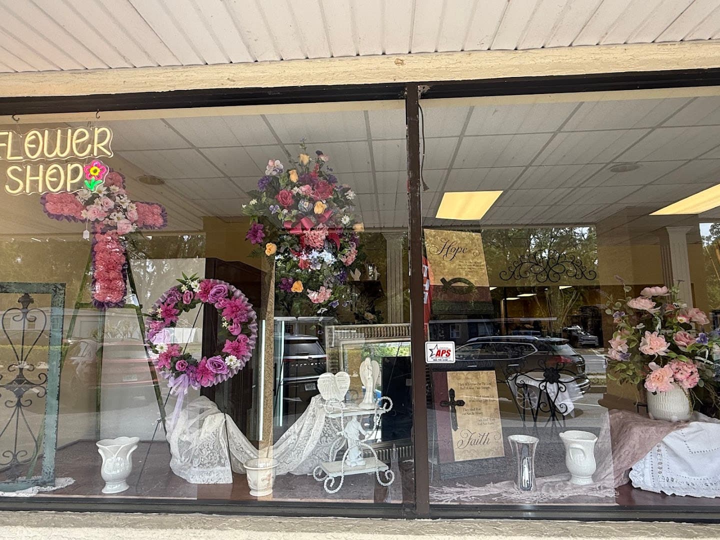 Floral Designs of Ocala - Image 1