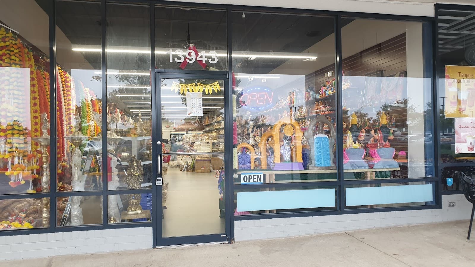 vivek flowers - Image 1