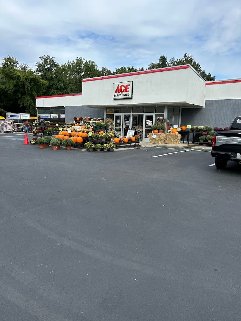 Robinson Hardware - Image 1