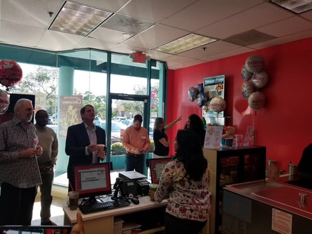 Edible Arrangements - Image 1