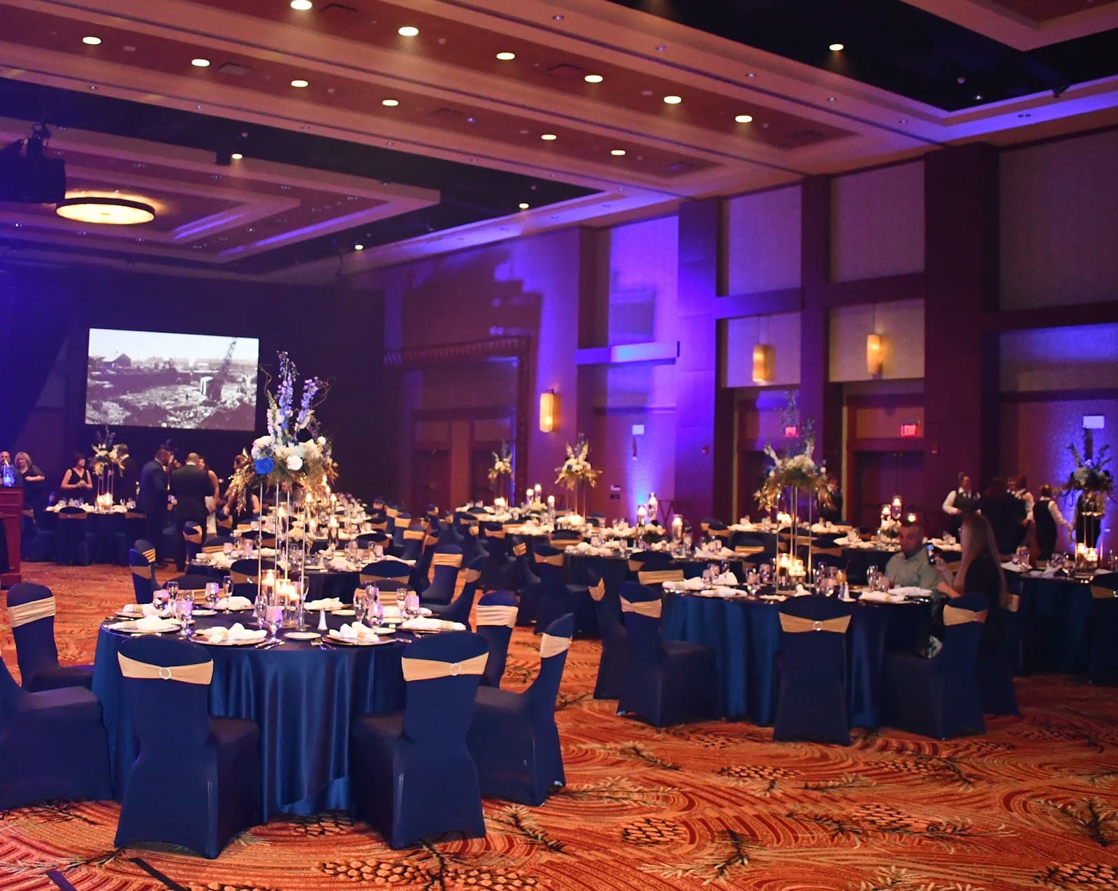 Swan Street Florist - Image 1