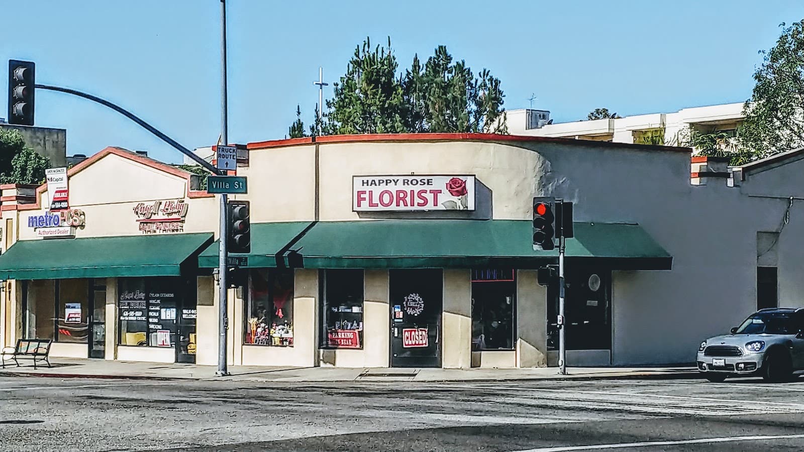 Happy Rose Florist - Image 1