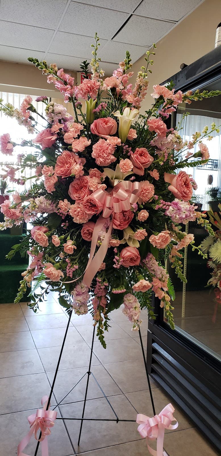 Artistry N Bouquets - Image 1