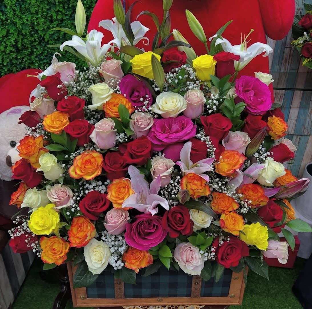Jennifer's Blooms - Image 1