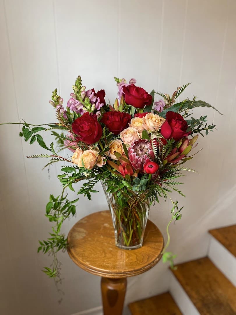 Lilac and Honey Floral Design Studio - Image 1