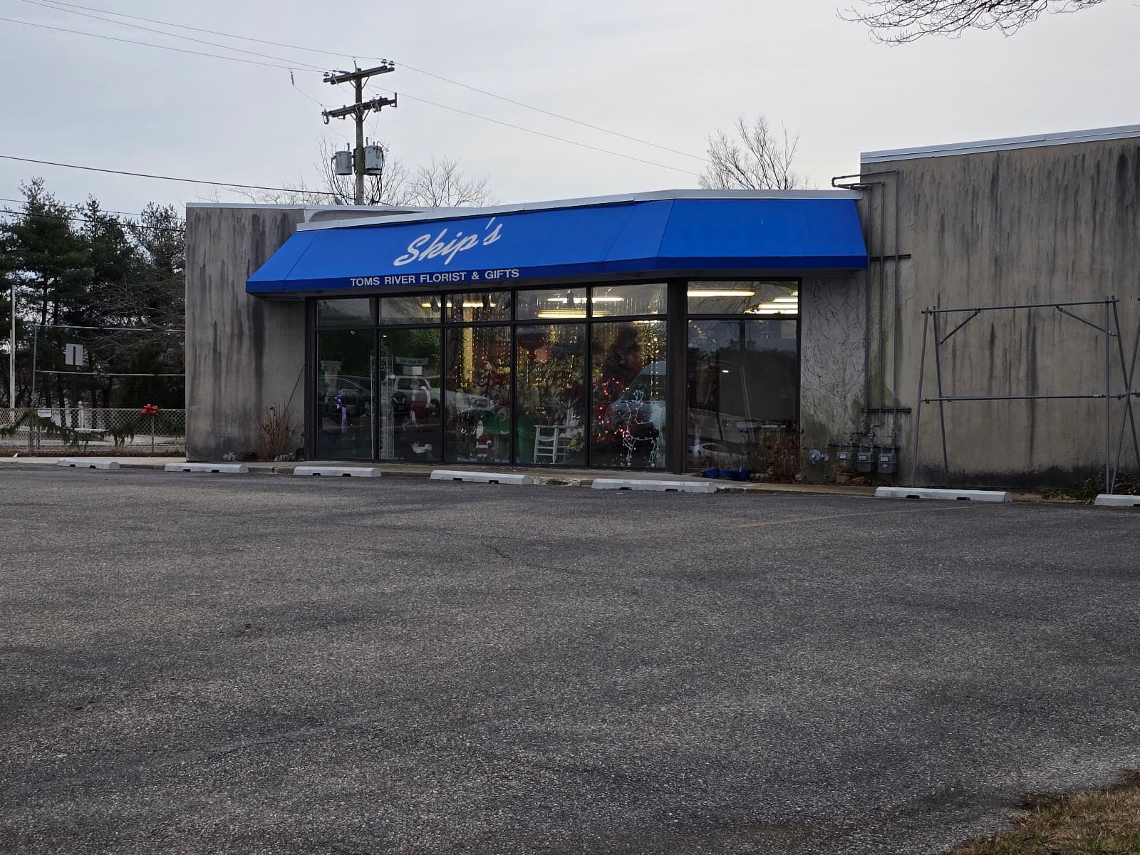 Stop & Shop Florist - Image 1