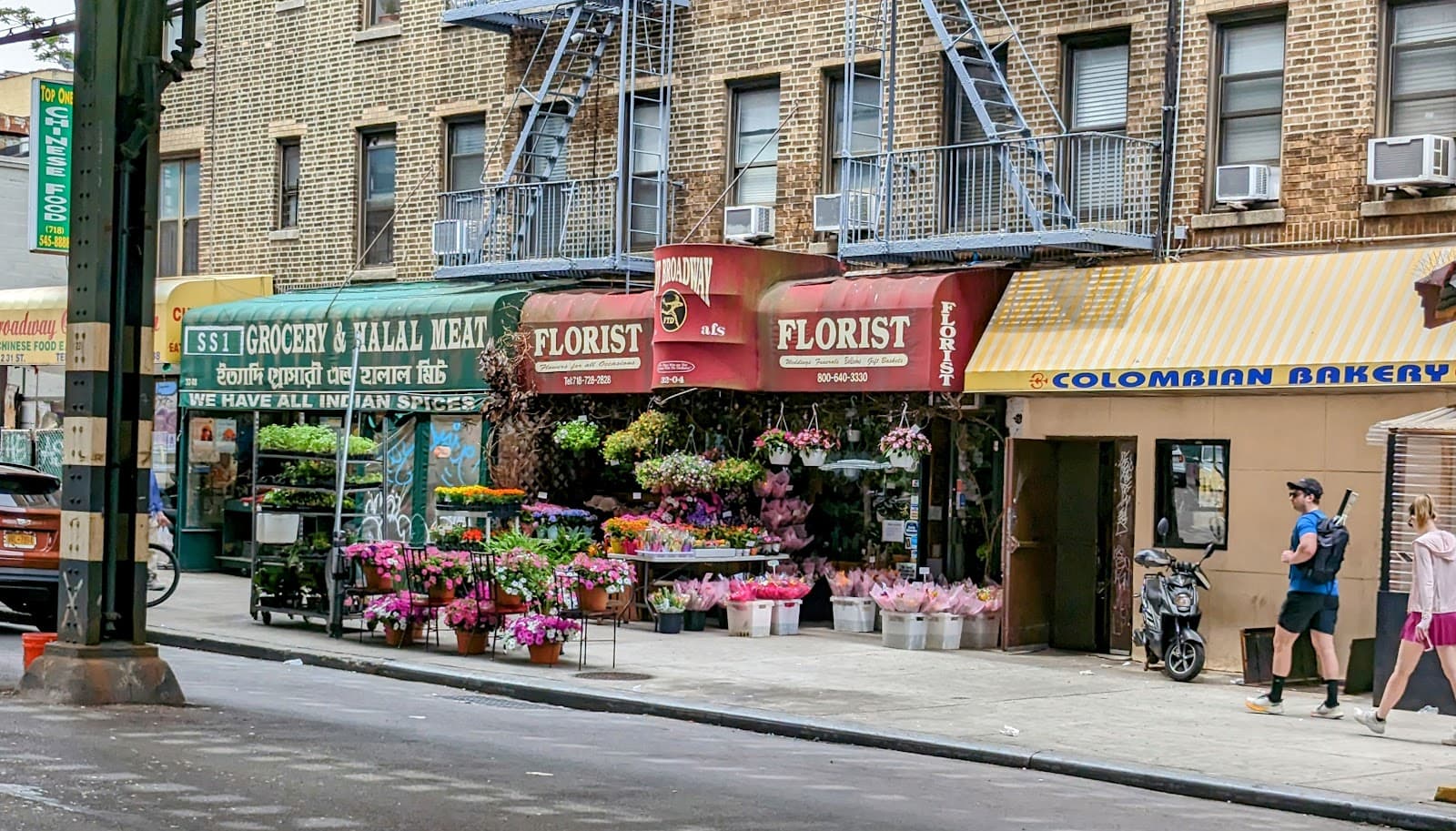 Off Broadway Floral Events - Image 1