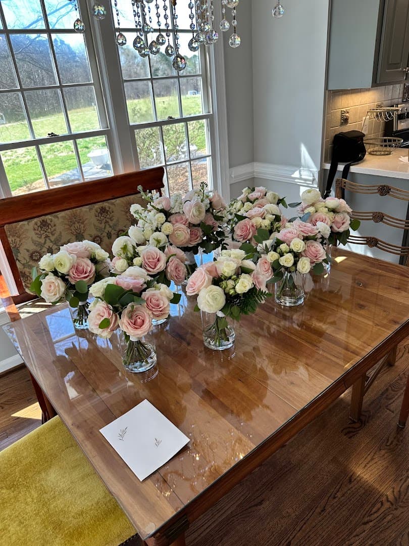 Borrowed & Blüm - Image 1