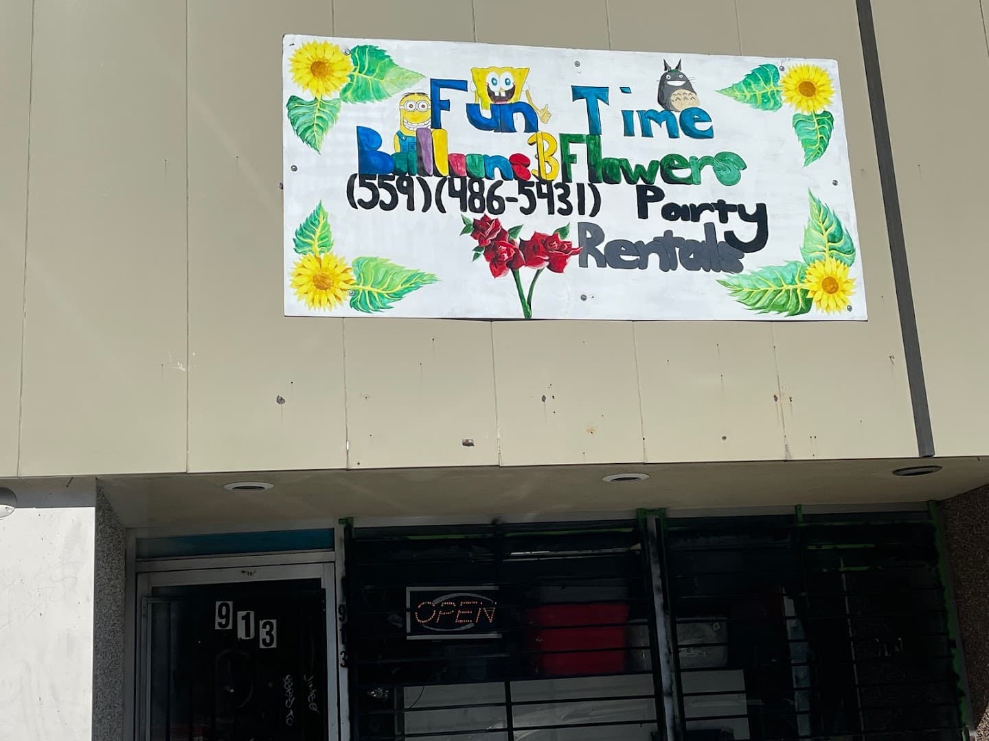 Flowers Shop in Fresno, Fun Time Balloons & Flowers And Party Rentals - Image 1