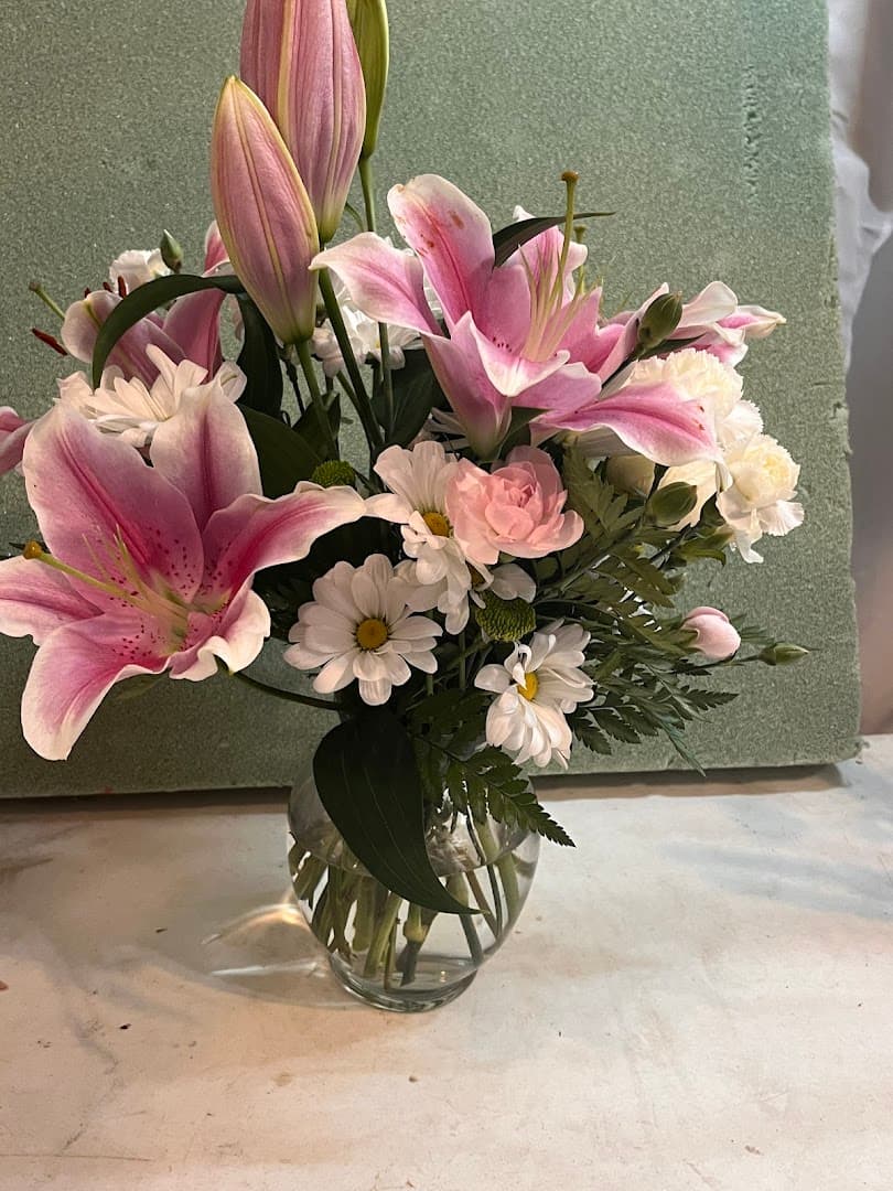 It’s valentine day florist - Image 1