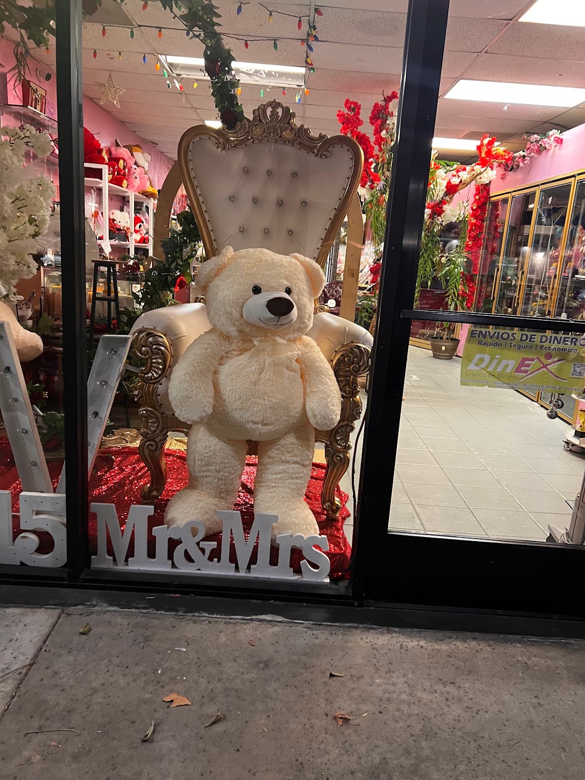 El Jardin De Adela Flower Shop - Image 1