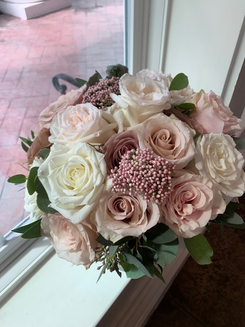 The English Florist - Image 1