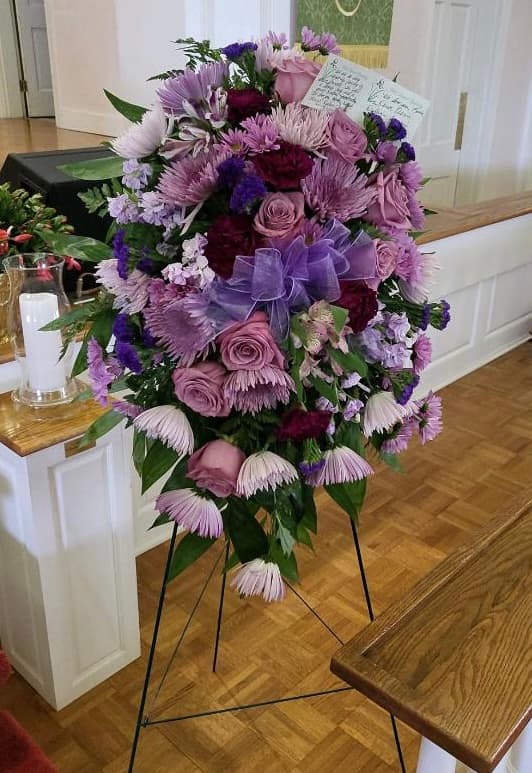 Holston Florist Shop Inc - Image 1