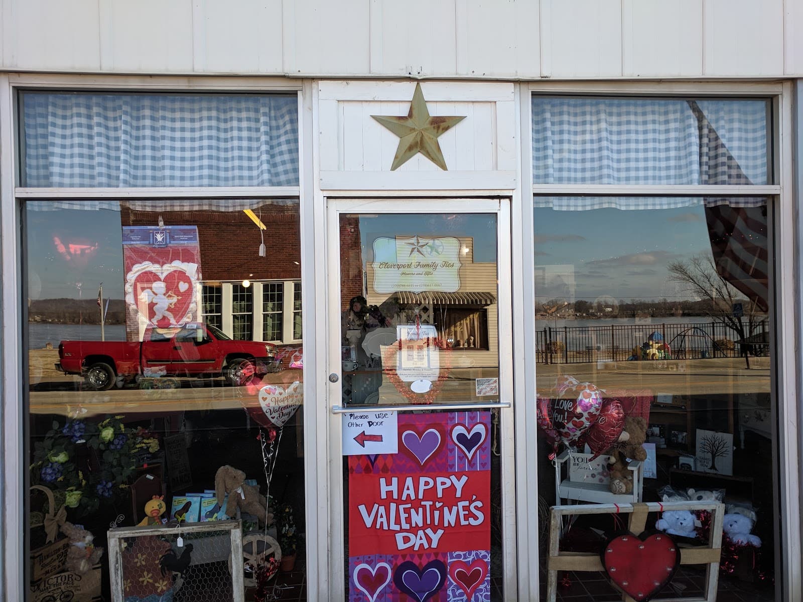 Family Ties Flowers & Gifts - Image 1