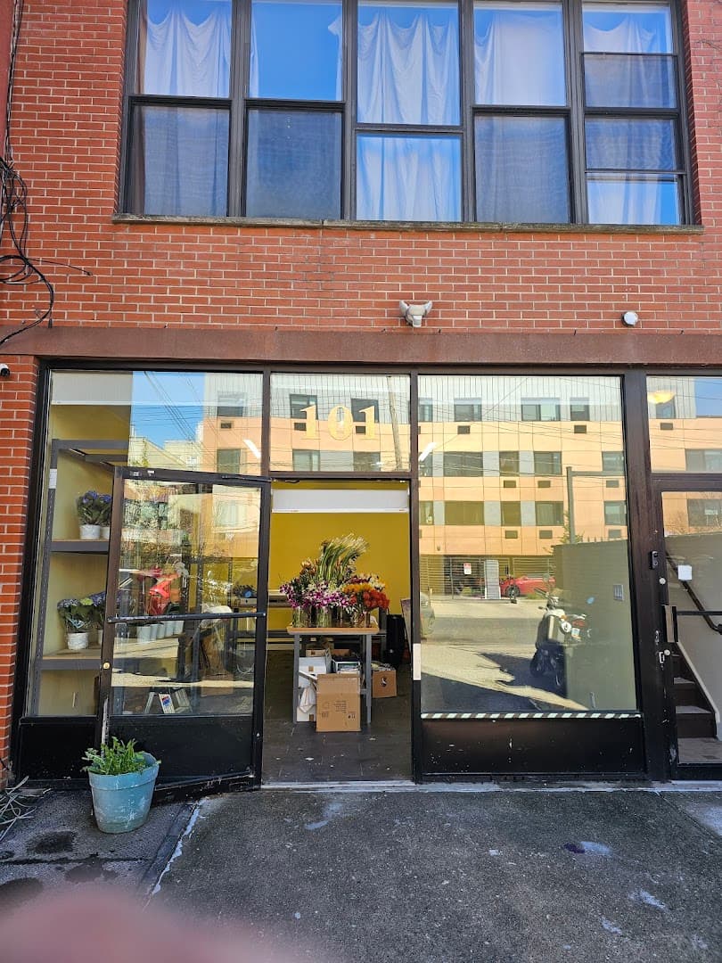 The House of Bouquets ( Red Hook) - Image 1