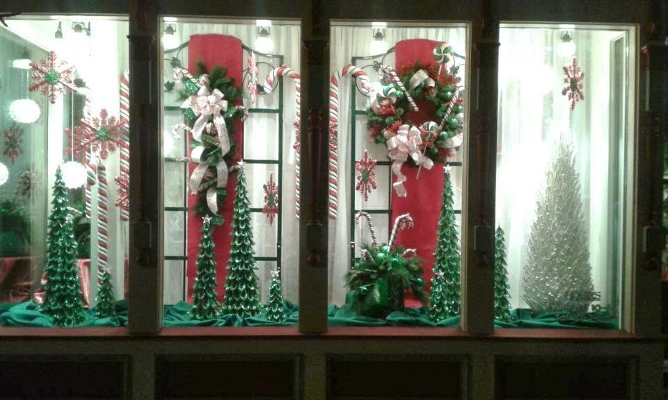 Carriage House Floral - Image 1