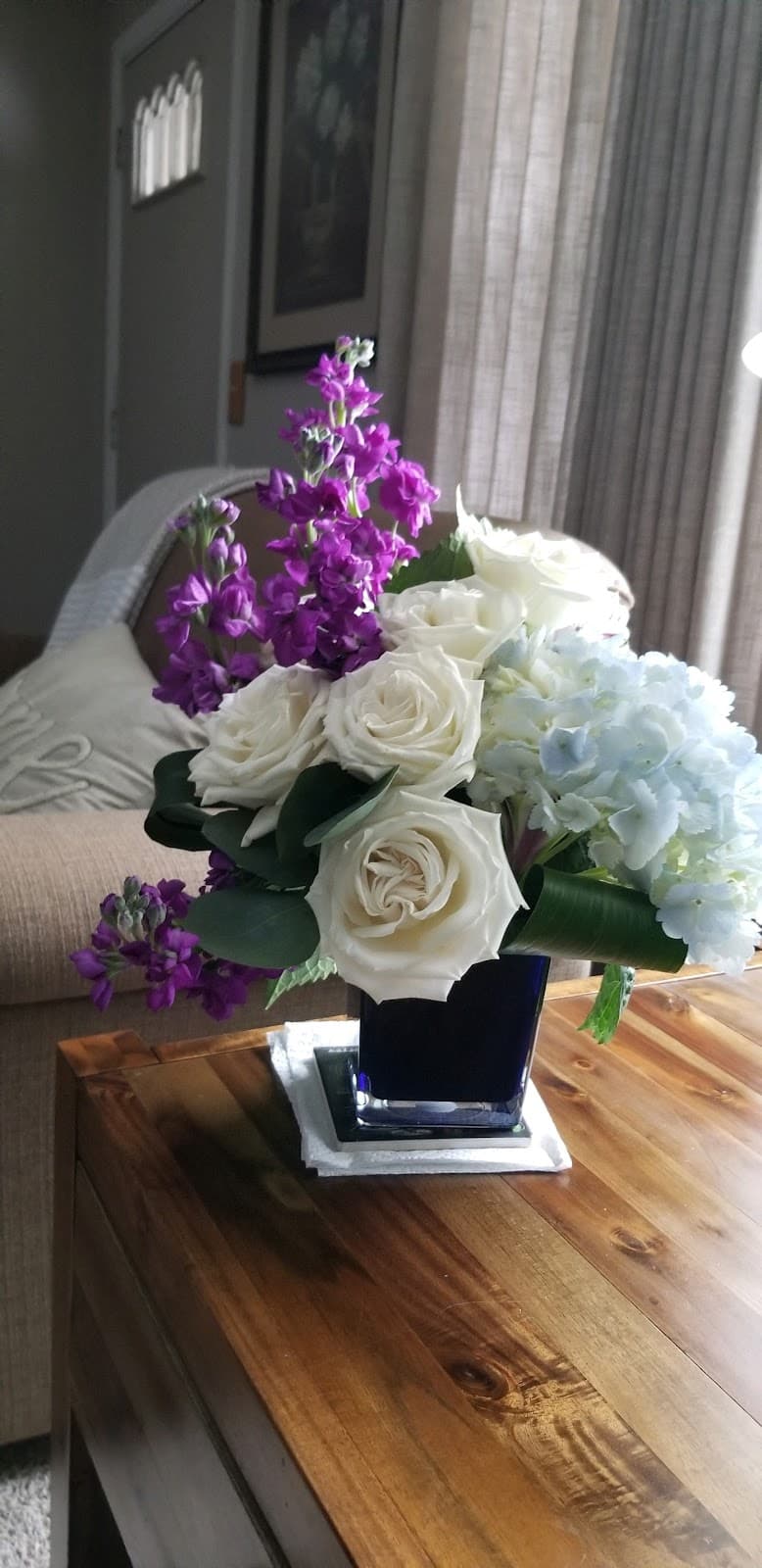 Village Flowers & Gifts - Image 1