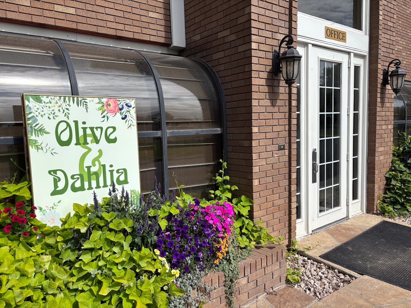 Olive & Dahlia - Image 1