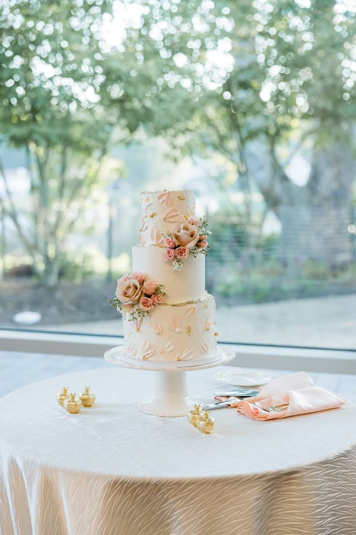 Sofre So Chic - Image 1