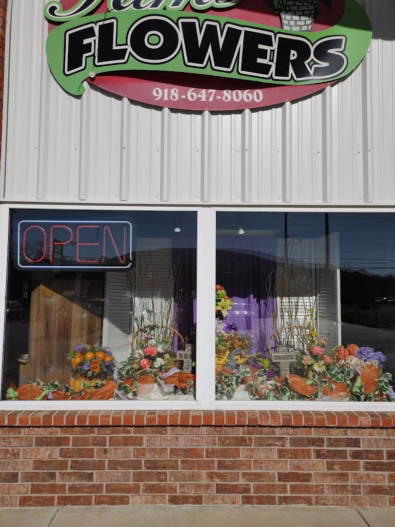 Kim's Flowers - BloomsOnBroadway.net - Image 1