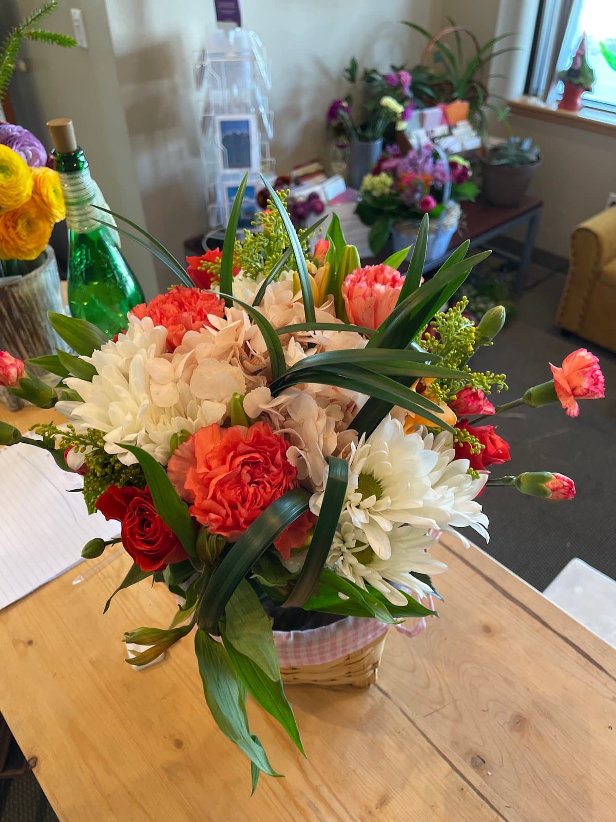 Kabloom Flowers and Gifts - Image 1