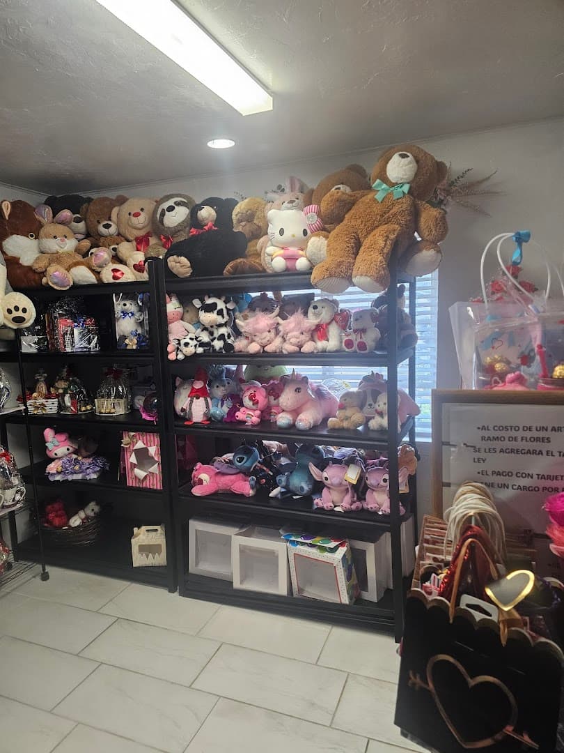 Kayelly Flower Shop & Gifts - Image 1