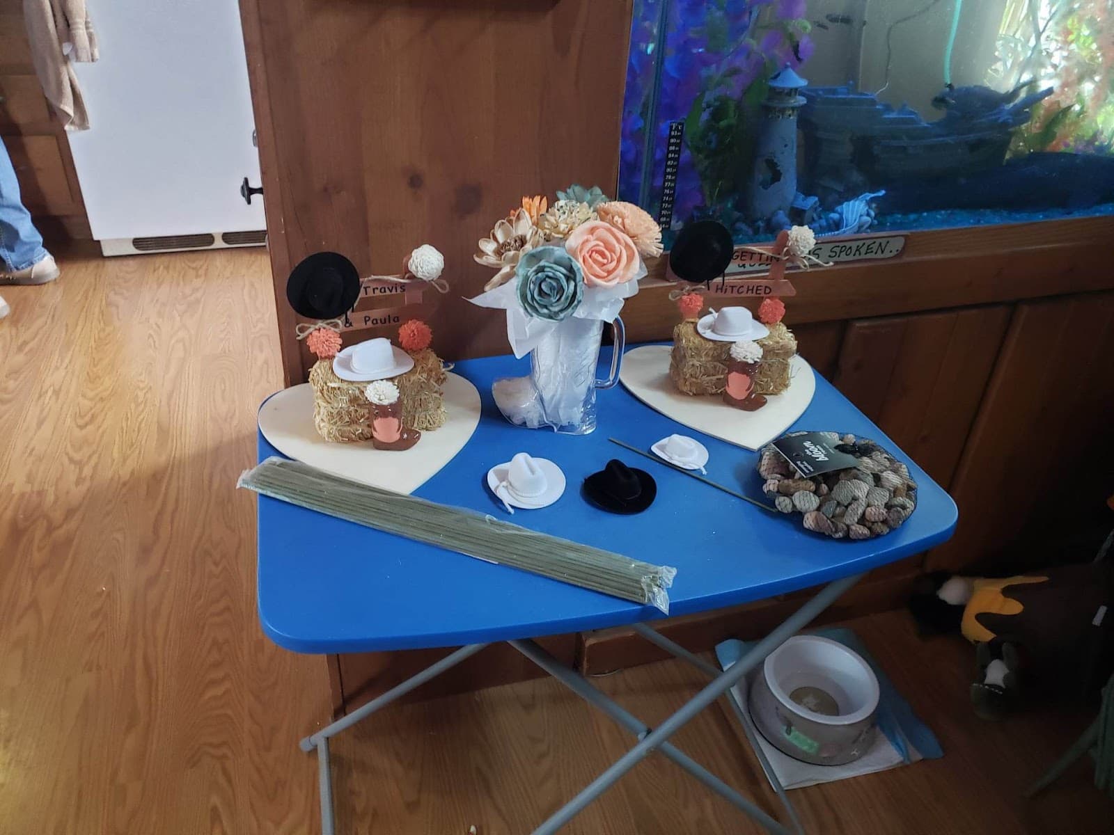 Luv Sola Flowers - Image 1