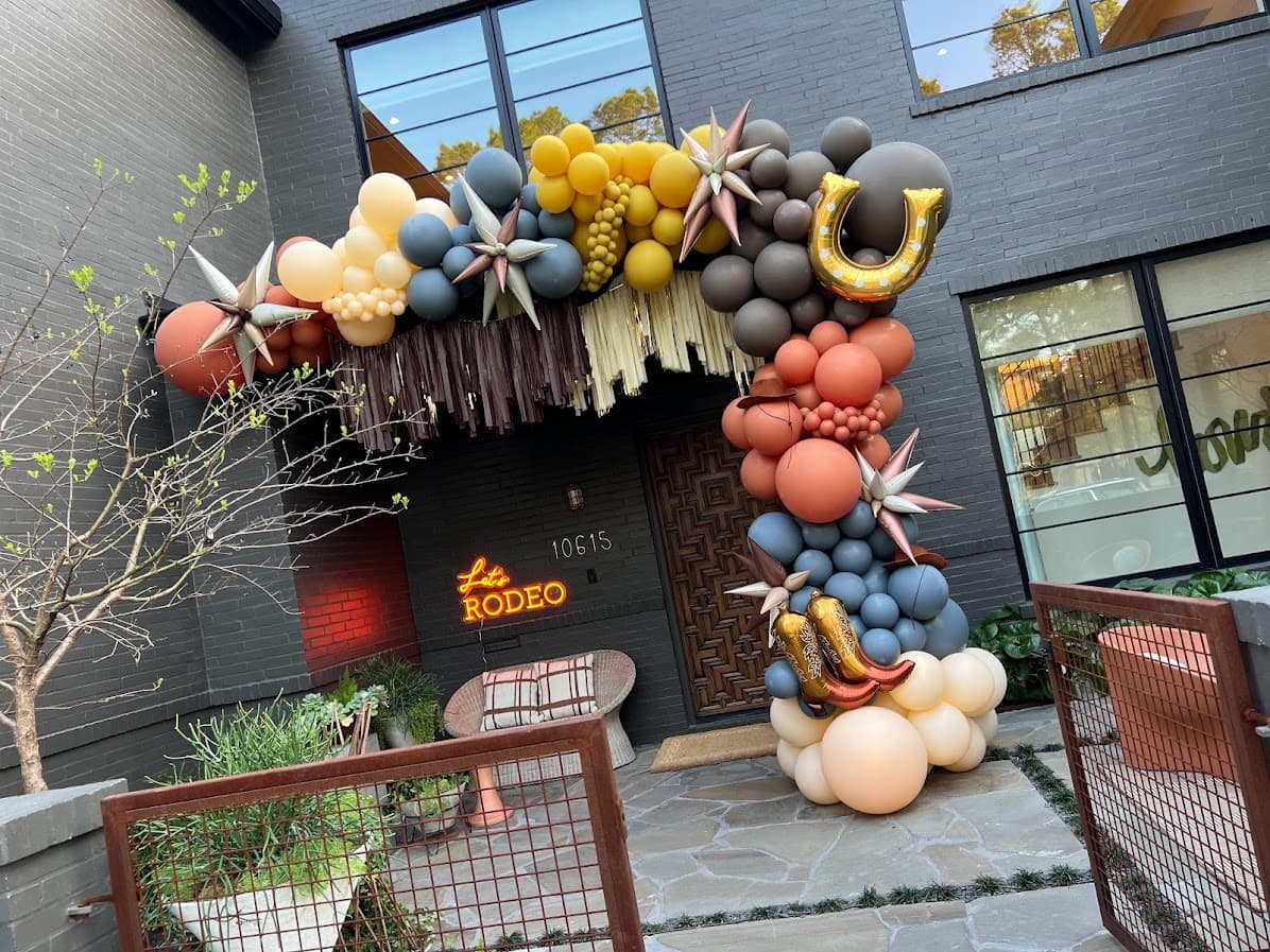 Let Us Do It! Parties & Events, LLC - Image 1