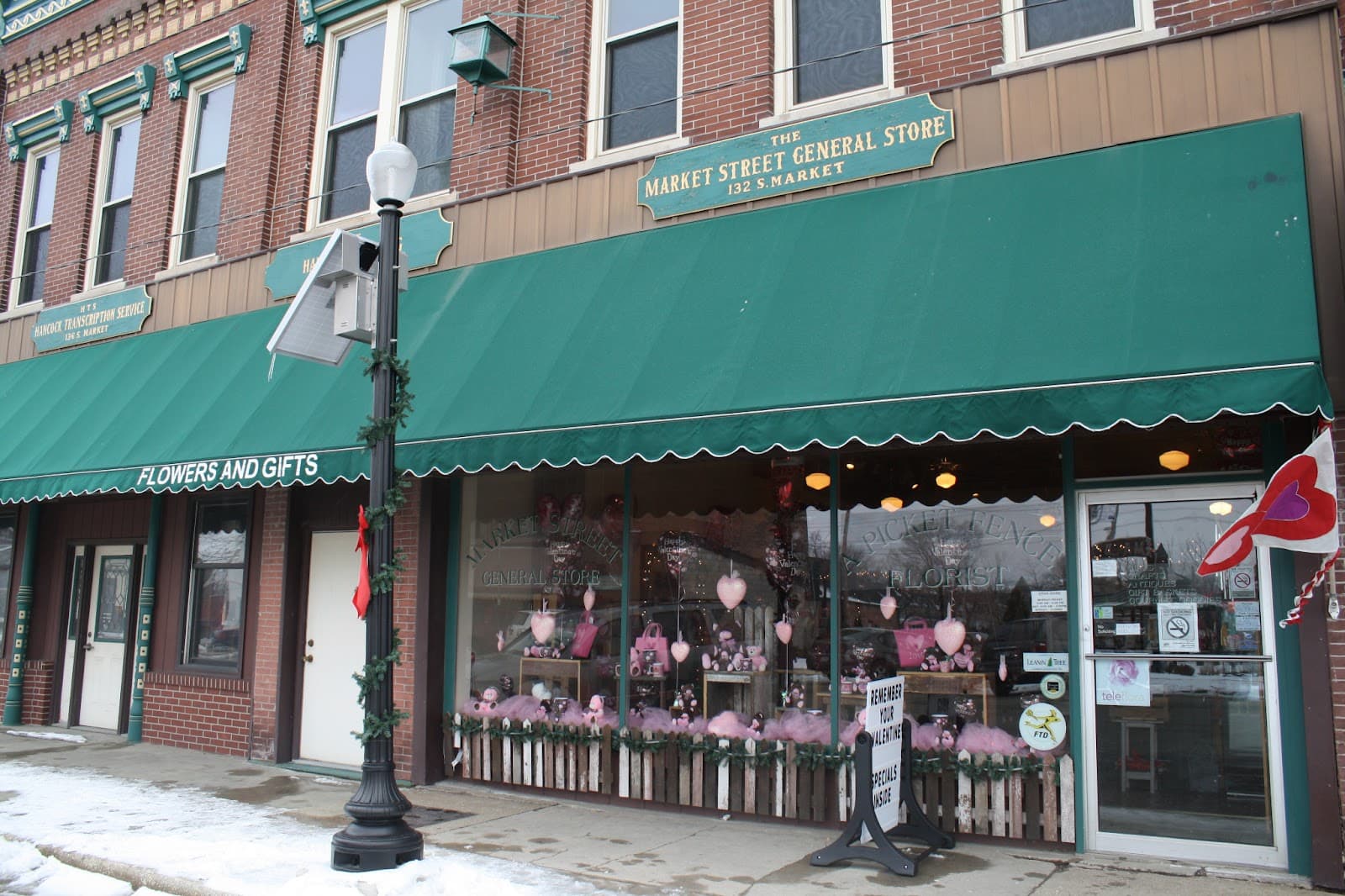 A Picket Fence Florist - Image 1