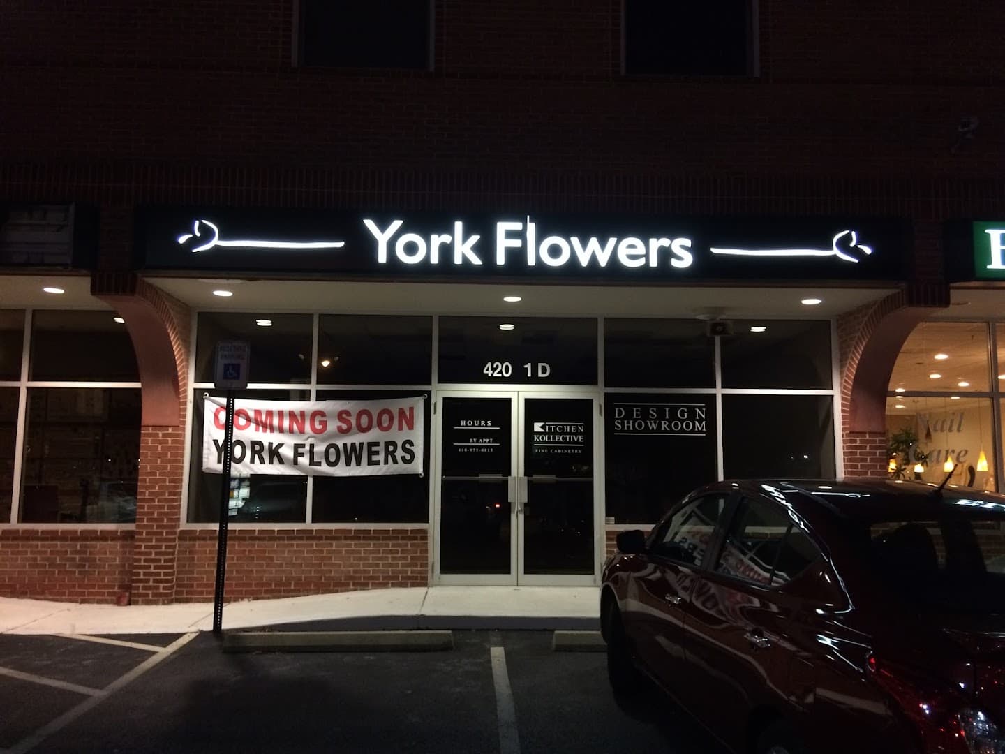 York Flowers Annapolis - Image 1