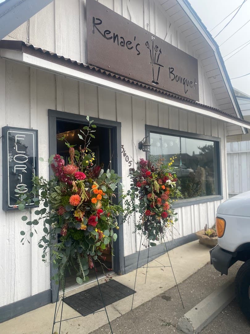 Renae's Bouquet - Image 1