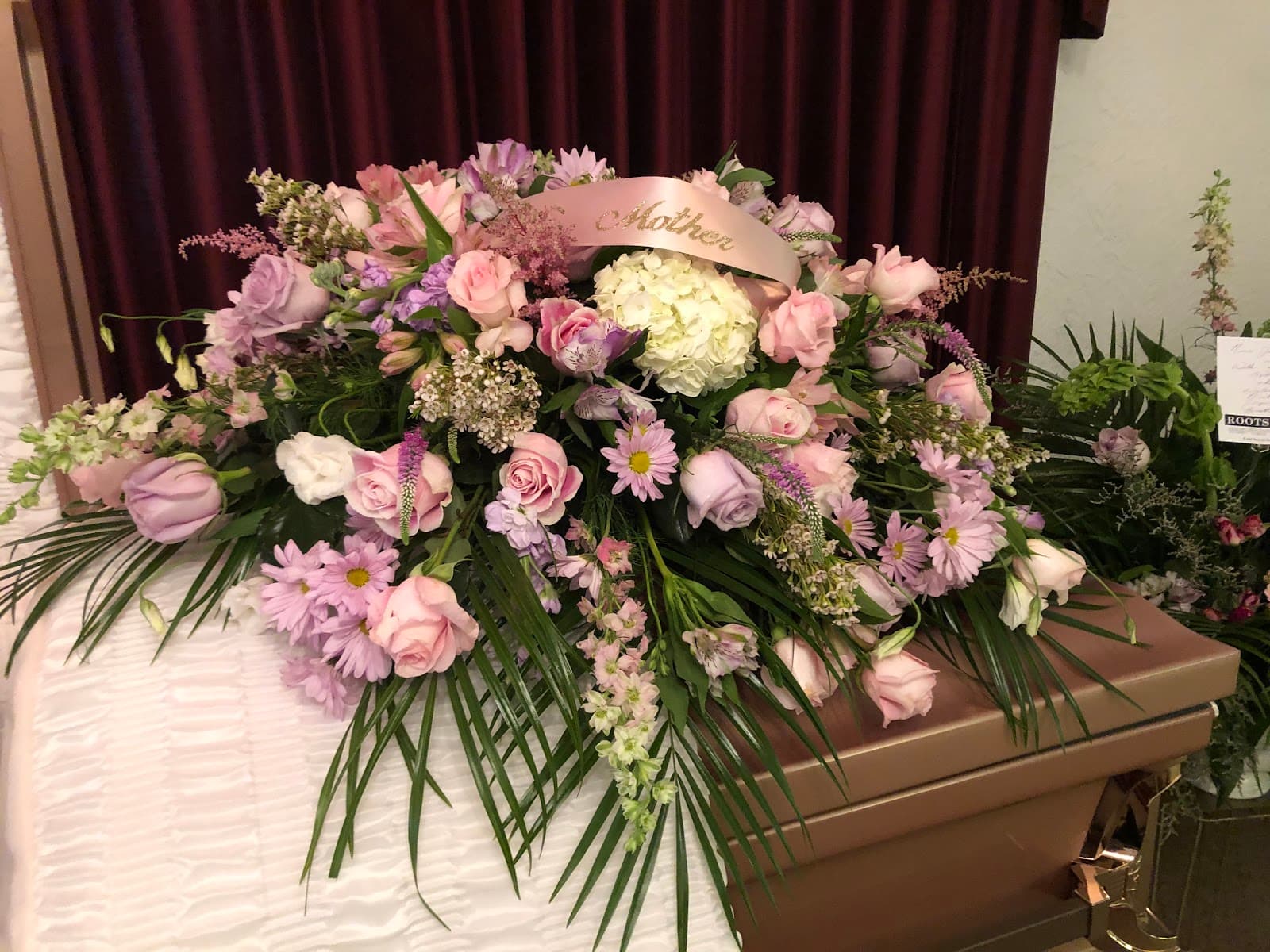 Roots Florist - Image 1