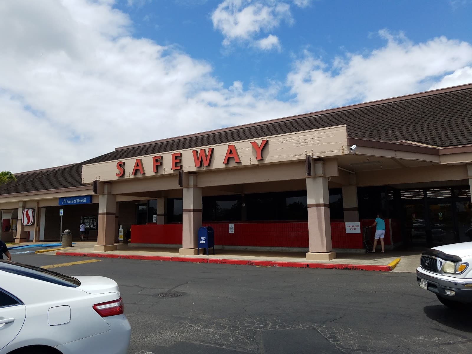 Safeway - Image 1