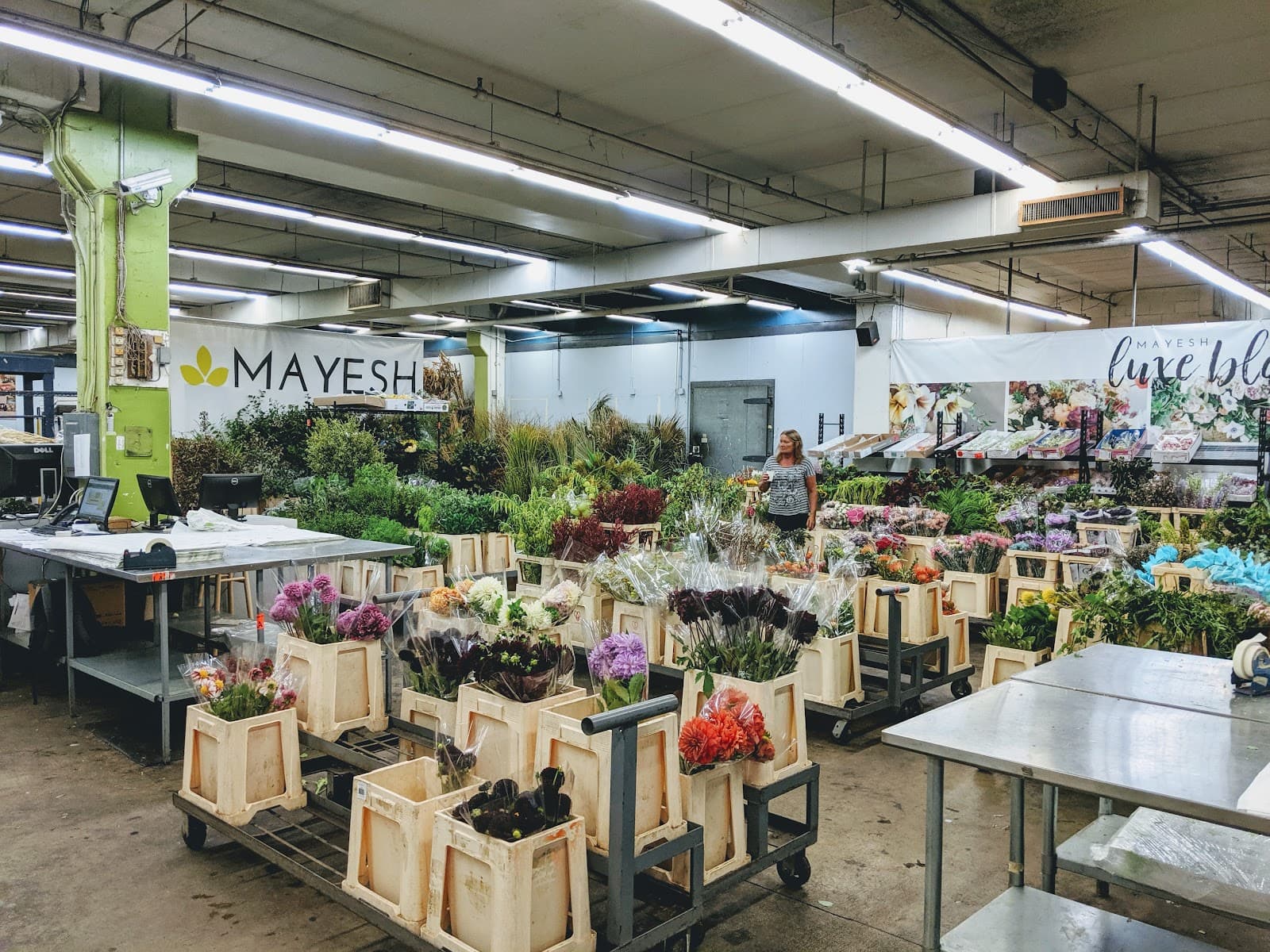 Southern California Flower Market - Image 1