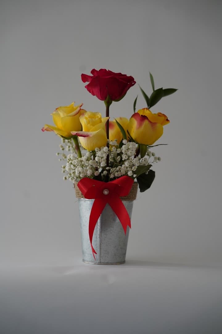 Rosa Bella Floral & Gifts - Image 1