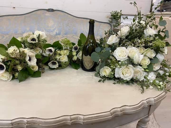 Bee’s Blossoms Floral Design - Image 1