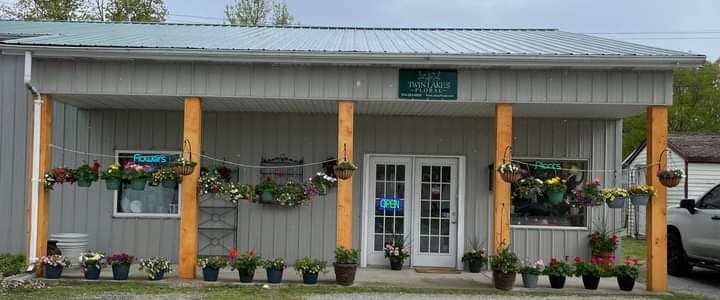 Twin Lakes Floral - Image 1