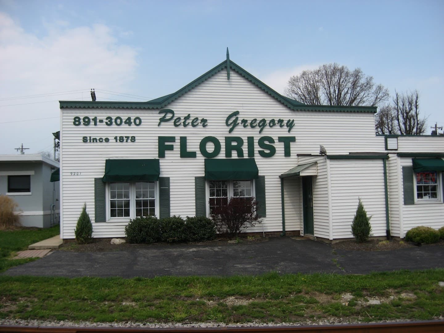 Peter Gregory Florist - Image 1