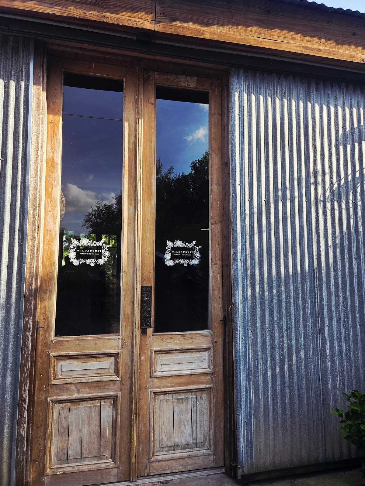 WildAugust Flower Farm - Image 1