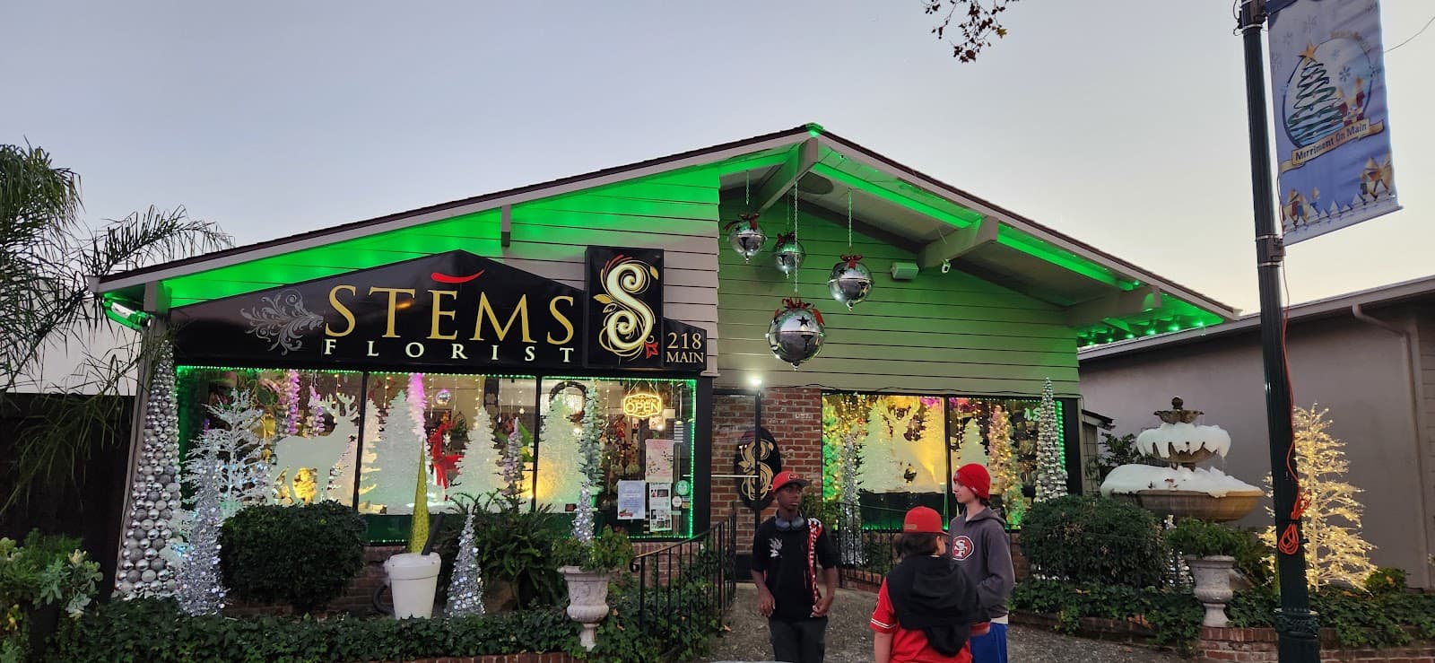 Stems Florist - Image 1