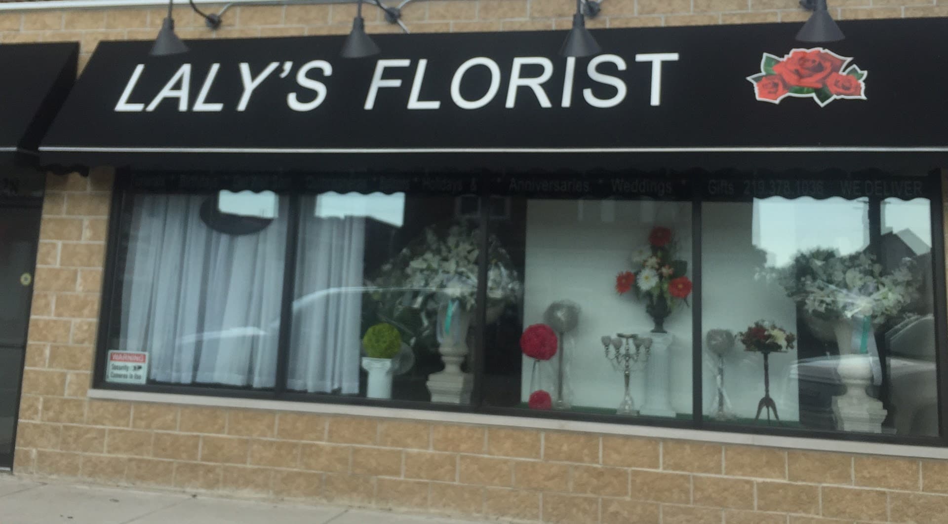 Lalys Florist - Image 1