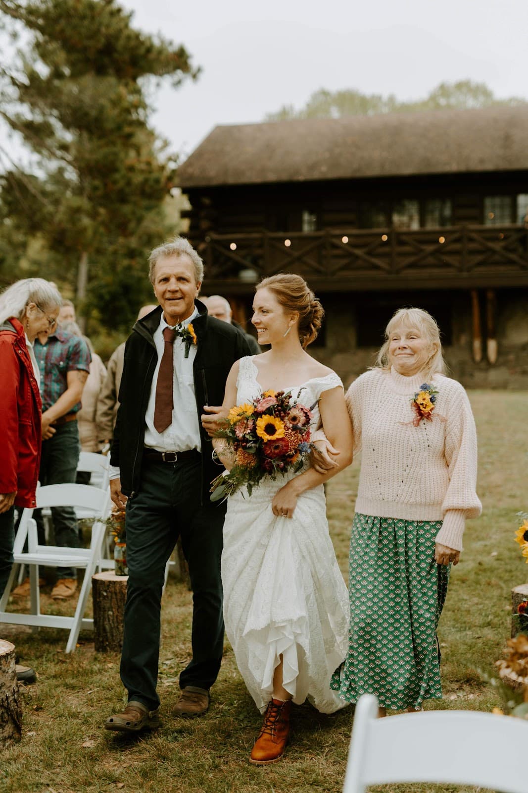 Bloomers Floral & Gift - Image 1