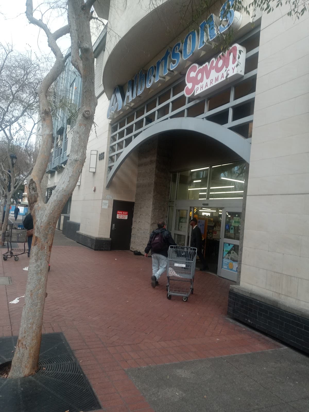 Albertsons - Image 1