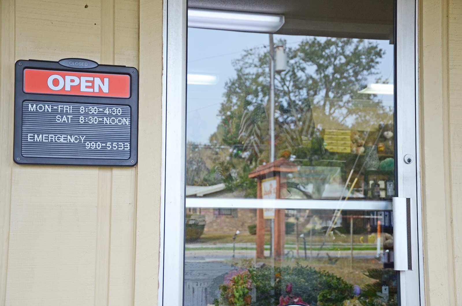 Van Veghel's Flowers - Image 1