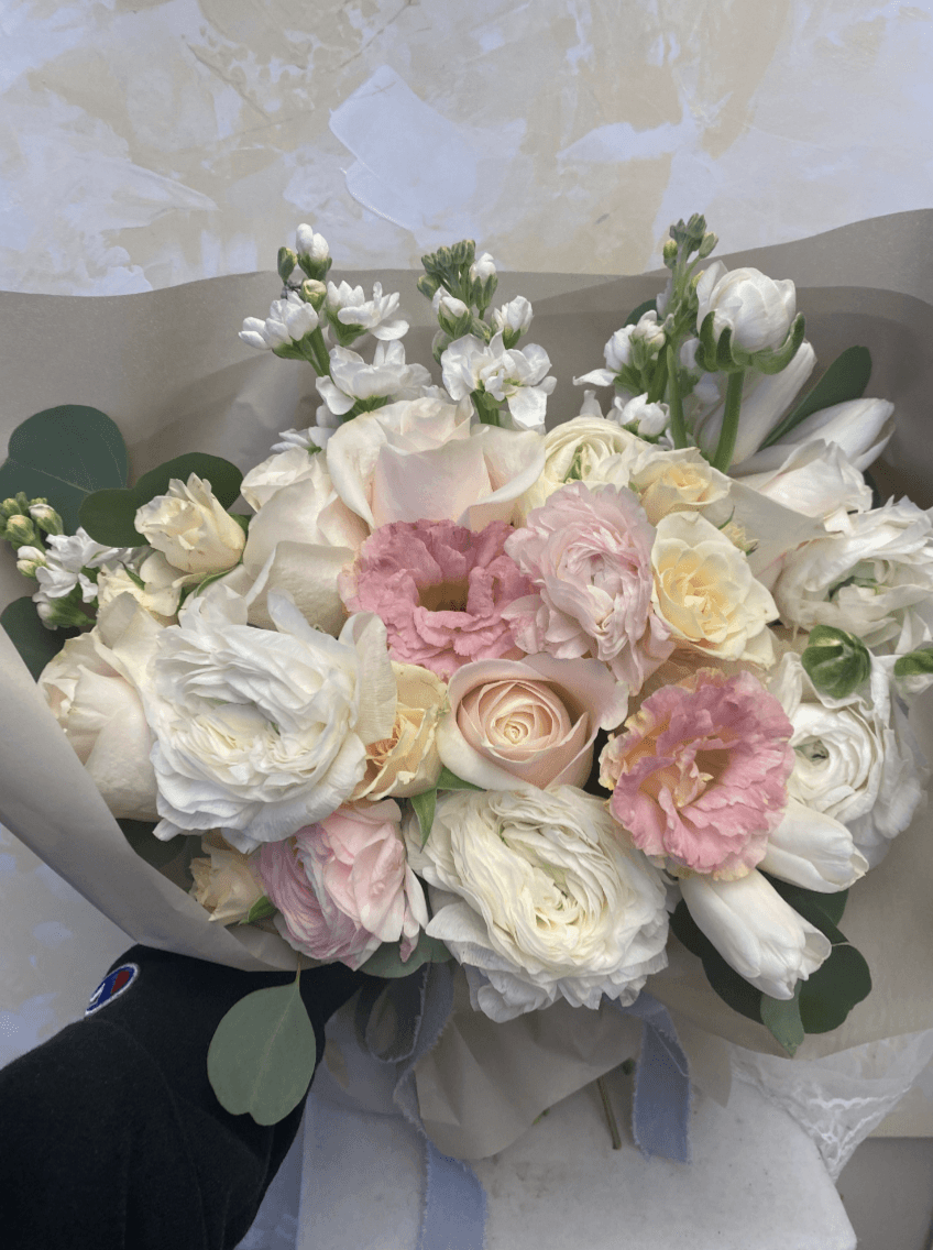 Leafy Floral Design - Image 1