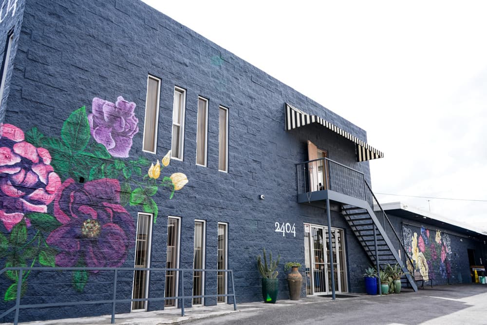 Las Vegas Floral Wholesale - Image 1