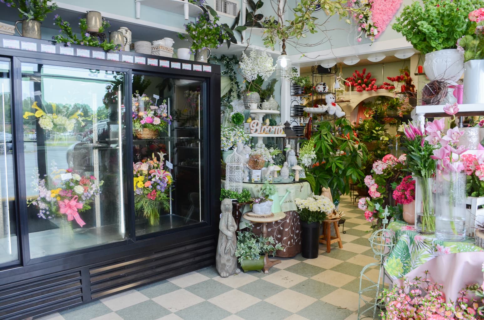 Flowers By Val - Image 1