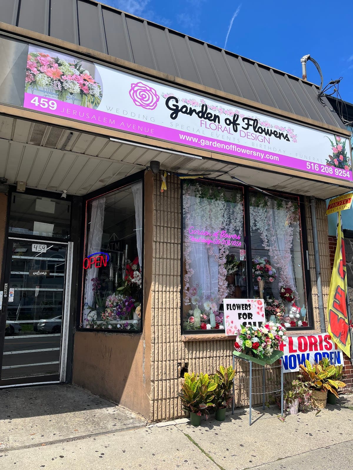 Garden of Flowers Floral Design - Image 1