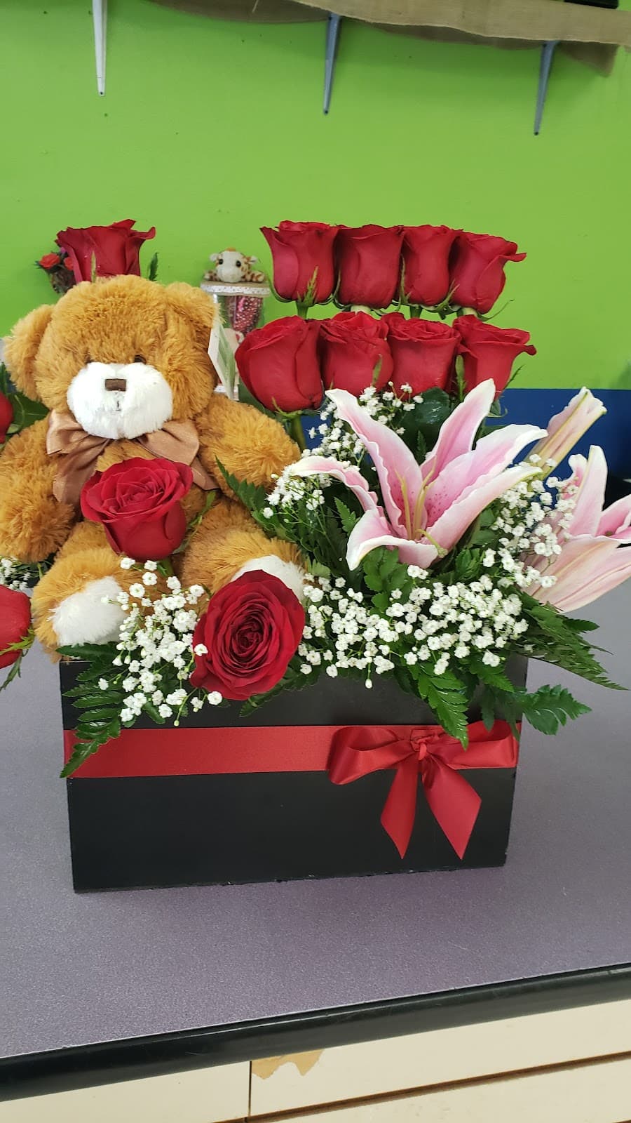 Rodriguez Wholesale Flowers - Image 1